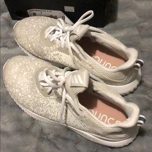 Adidas Alphabounce shoes